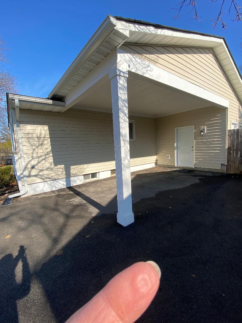 5318 Eisenhower Road Columbus, OH 43229 - Photo 6 of 27 Carport