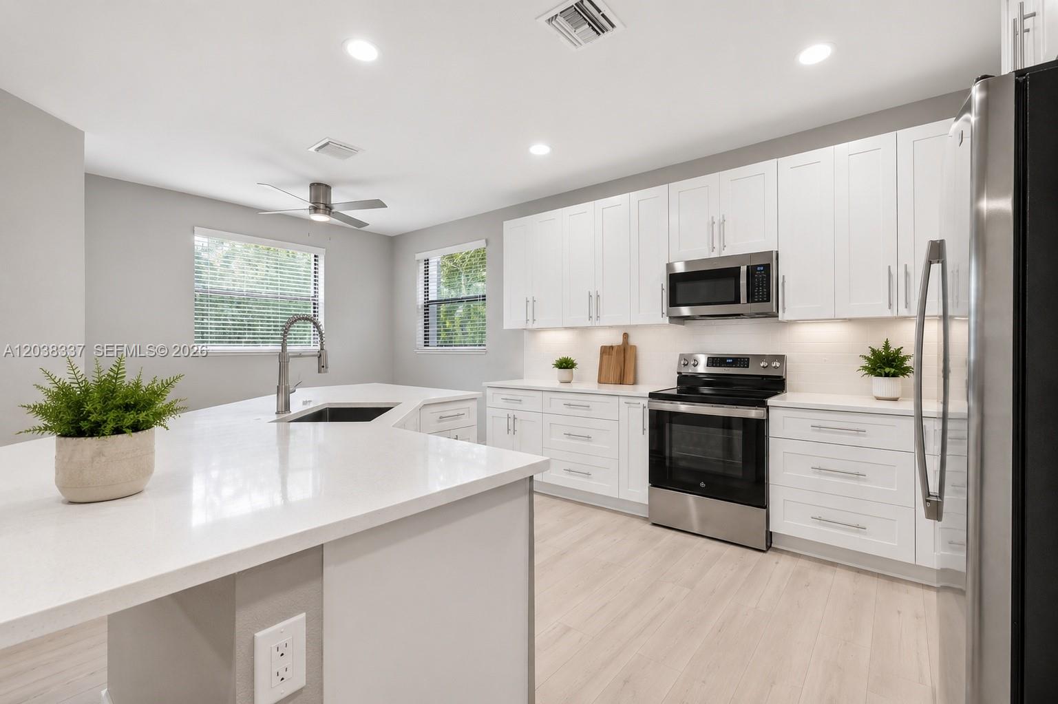11765 Southwest 154th Place Miami, FL 33196 - Photo 14 of 47
