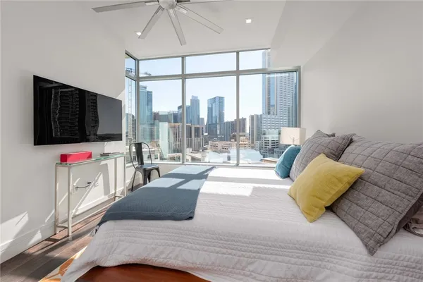 $4,750 | 501 West Avenue, Unit 1005, Austin, TX 78701