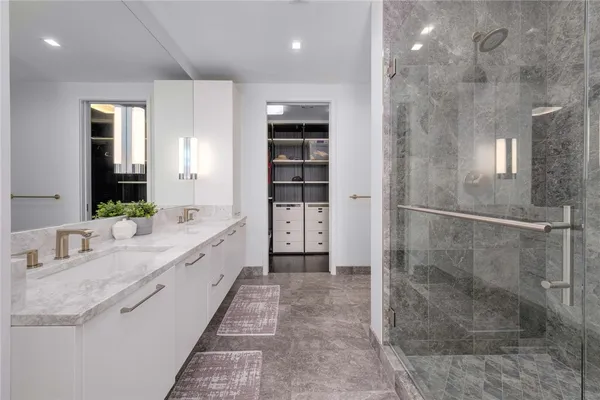 $4,750 | 501 West Avenue, Unit 1005, Austin, TX 78701