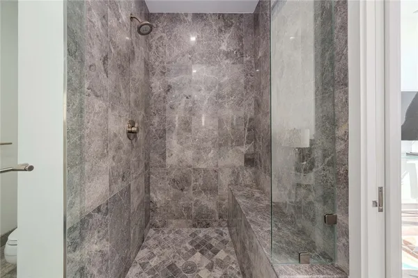 $4,750 | 501 West Avenue, Unit 1005, Austin, TX 78701