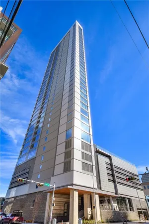$4,750 | 501 West Avenue, Unit 1005, Austin, TX 78701