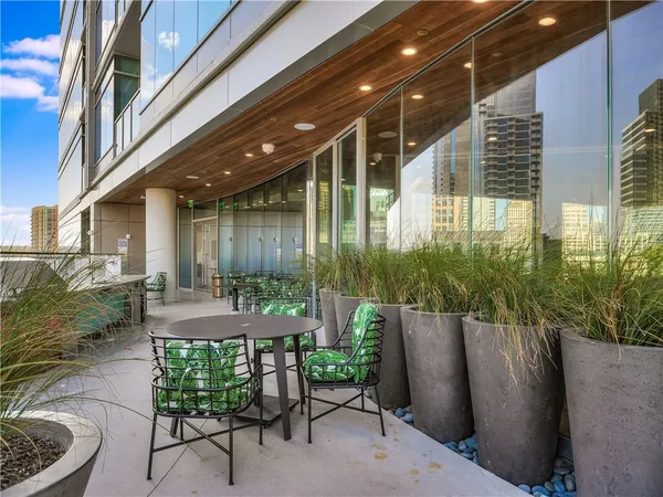 $4,750 | 501 West Avenue, Unit 1005, Austin, TX 78701