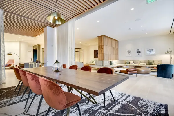 $4,750 | 501 West Avenue, Unit 1005, Austin, TX 78701