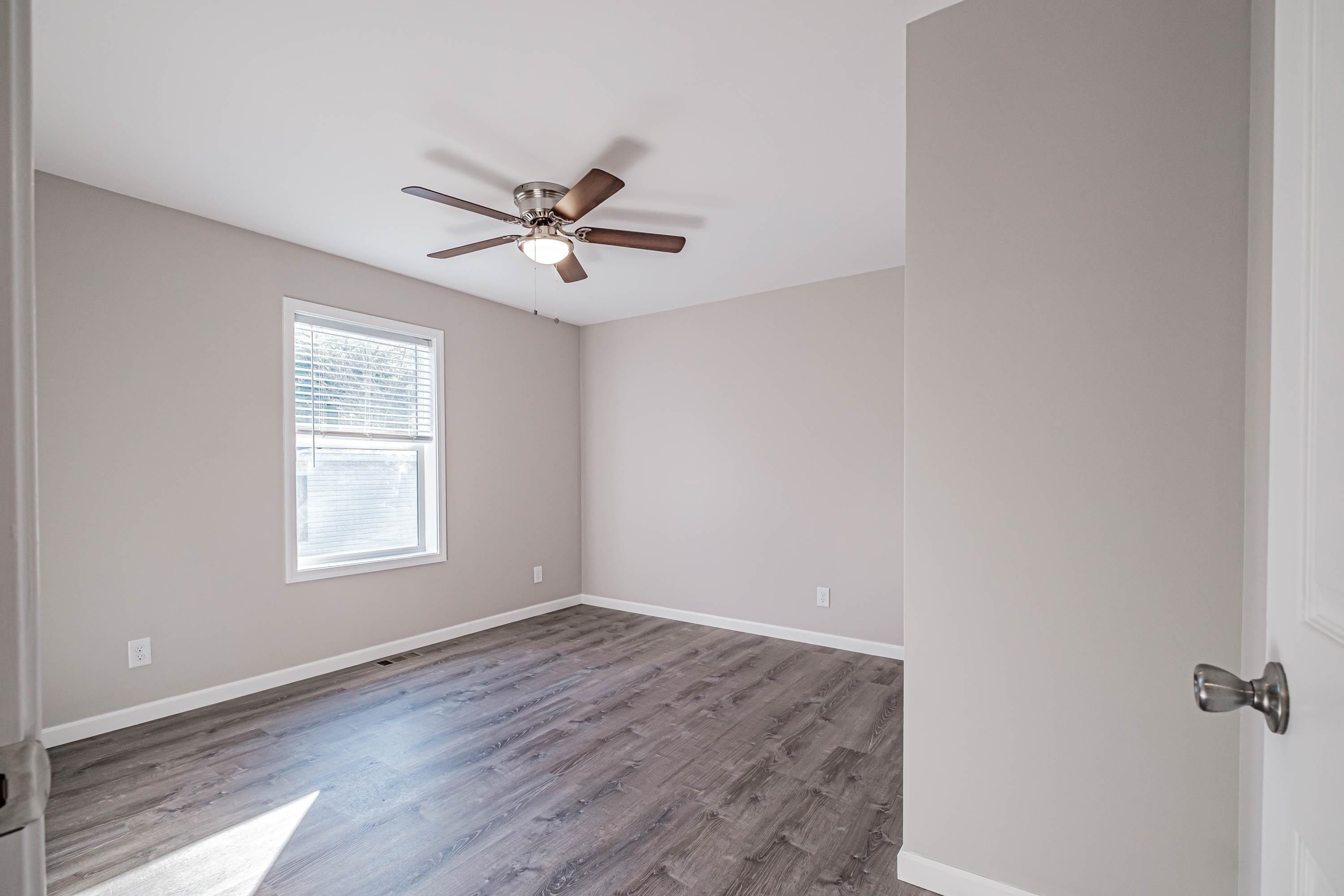 90 Eagle Drive Rochester, NH 03868 - Photo 12 of 38