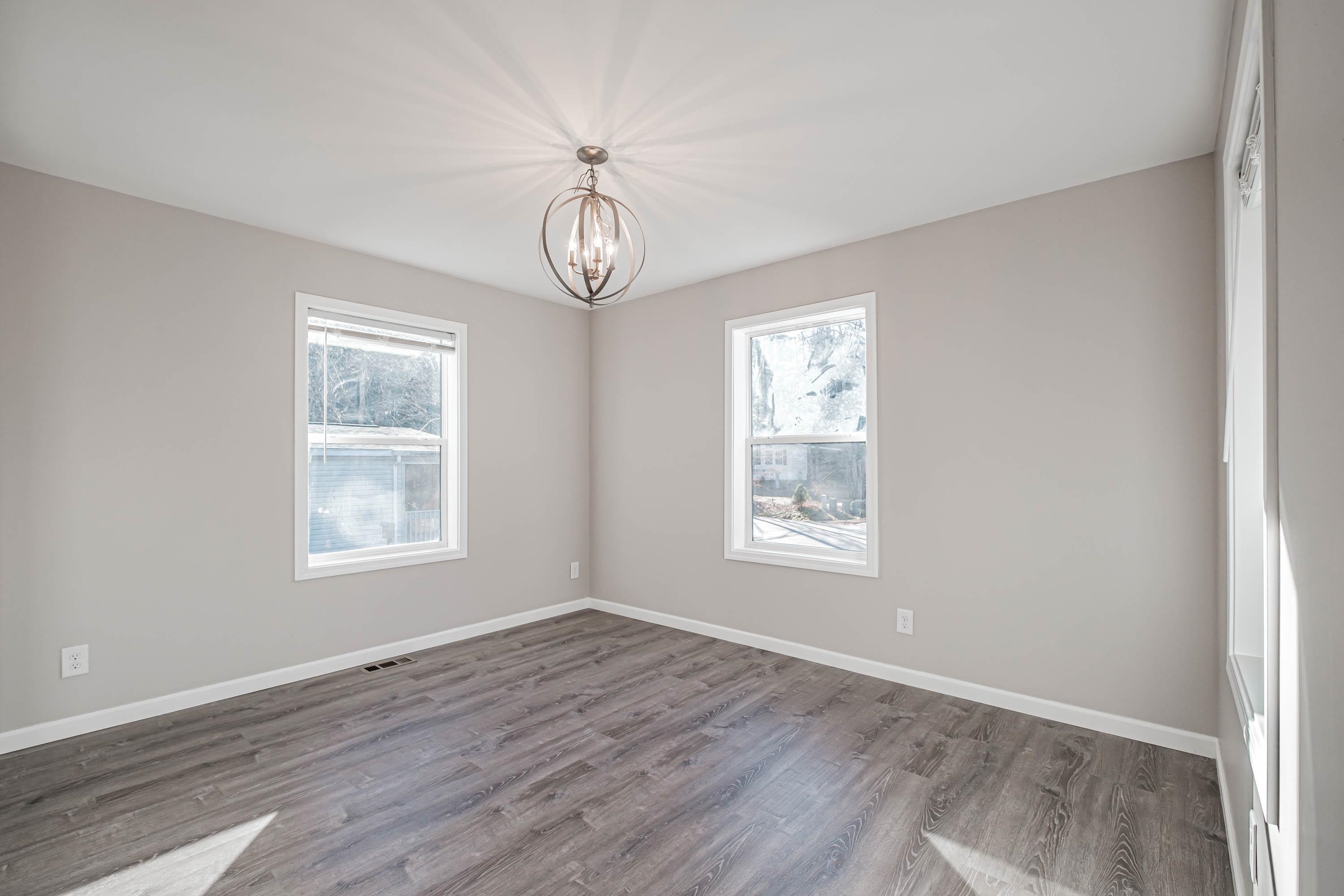 90 Eagle Drive Rochester, NH 03868 - Photo 3 of 38