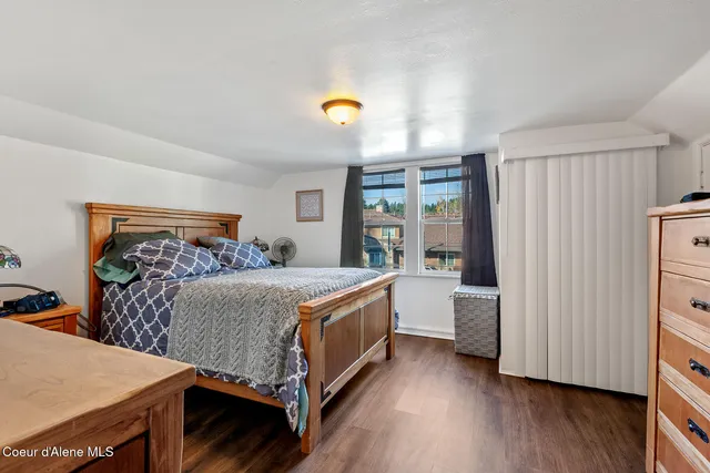 $579,000 | 207 South Division Street, Pinehurst, ID 83850