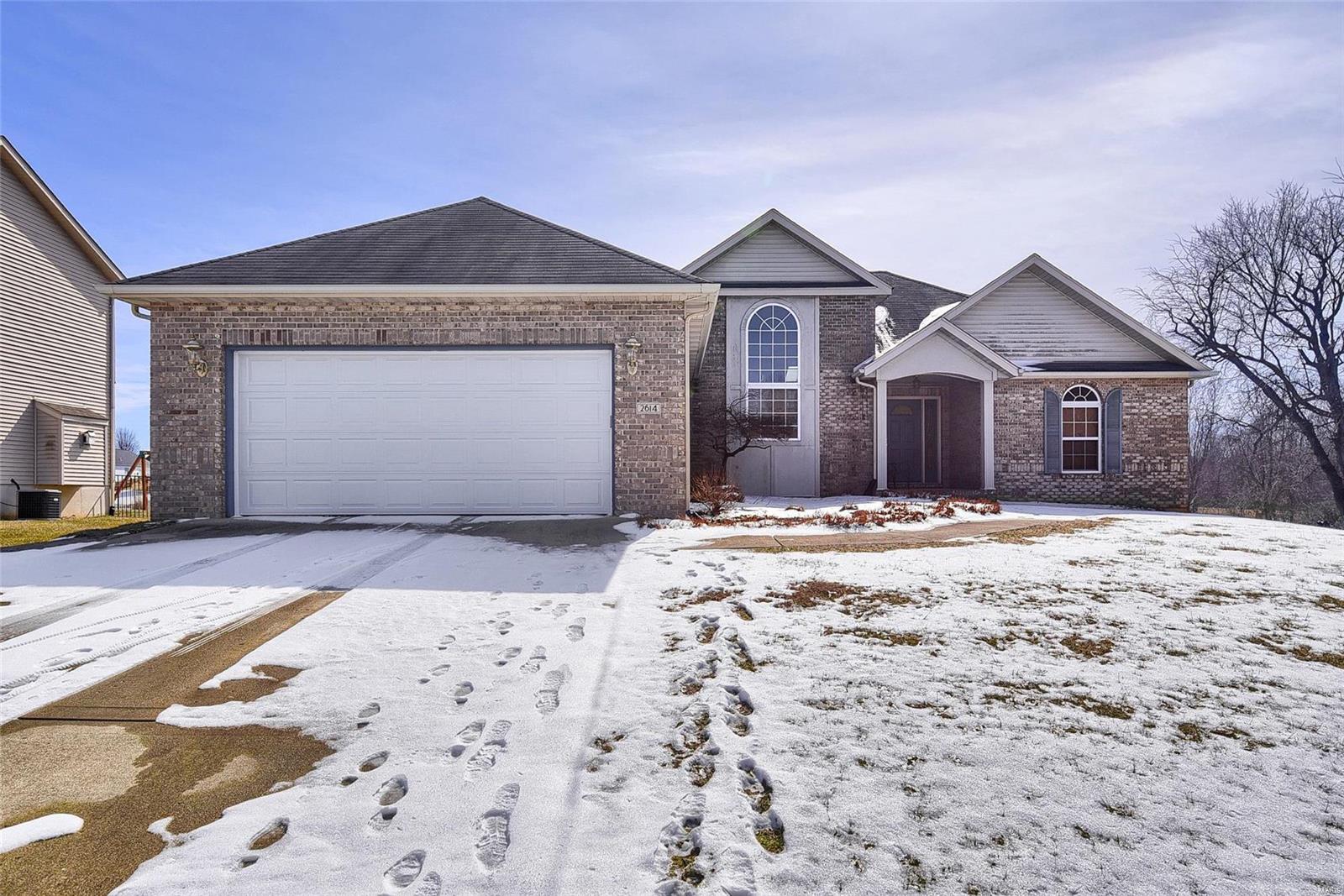2614 Meridian Lake Drive Shiloh, IL 62221 - Photo 1 of 7