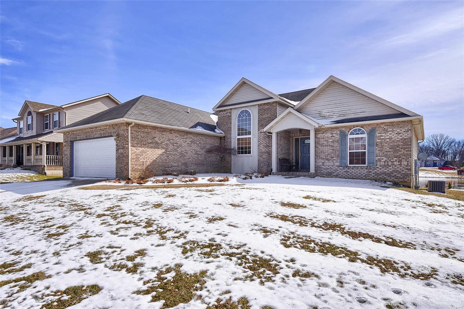2614 Meridian Lake Drive Shiloh, IL 62221 - Photo 2 of 7