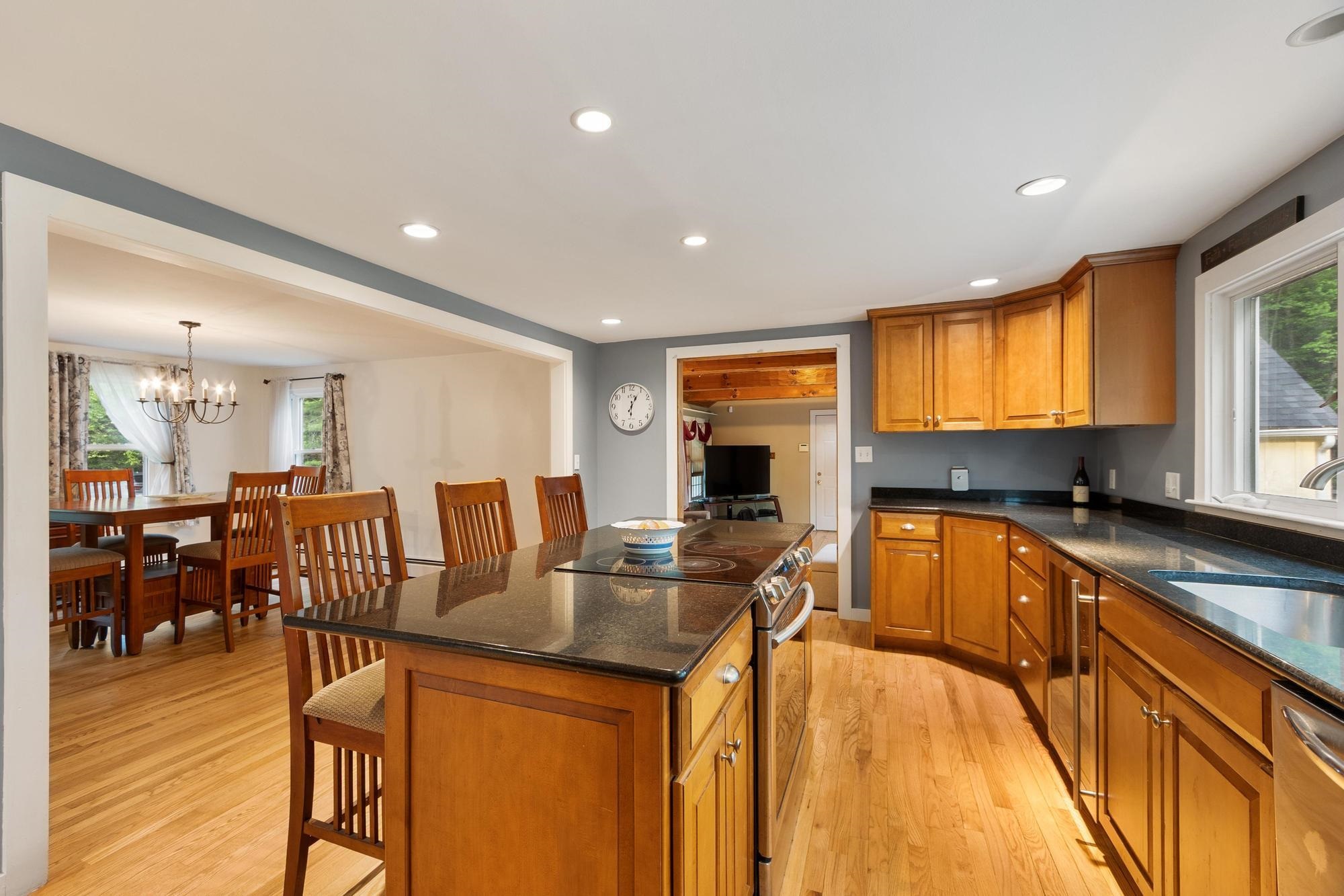 276 S Road Brentwood, NH 03833 - Photo 4 of 40 Gallery Image 4