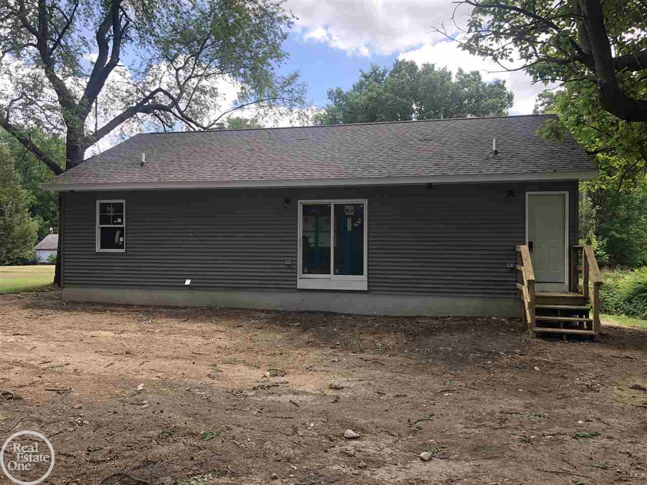 81161 Durfee Road Memphis, MI 48041 - Photo 3 of 20 50017437-2.JPG