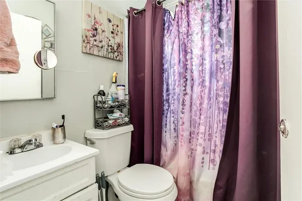 $580,000 | 2713-2715 Benton Boulevard, Kansas City, MO 64128