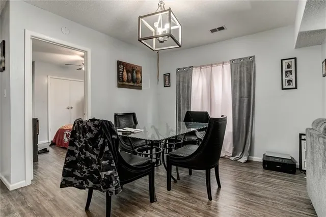 $600,000 | 2713-2715 Benton Boulevard, Kansas City, MO 64128