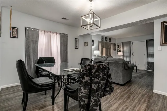 $600,000 | 2713-2715 Benton Boulevard, Kansas City, MO 64128