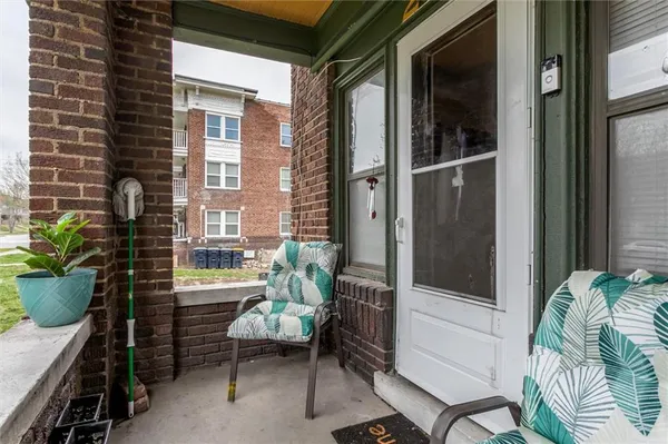 $580,000 | 2713-2715 Benton Boulevard, Kansas City, MO 64128