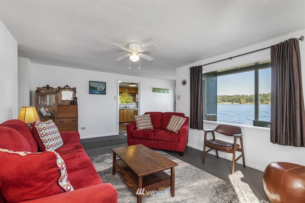 7580 East Grapeview Loop Road Allyn, WA 98524 - Photo 14 of 24