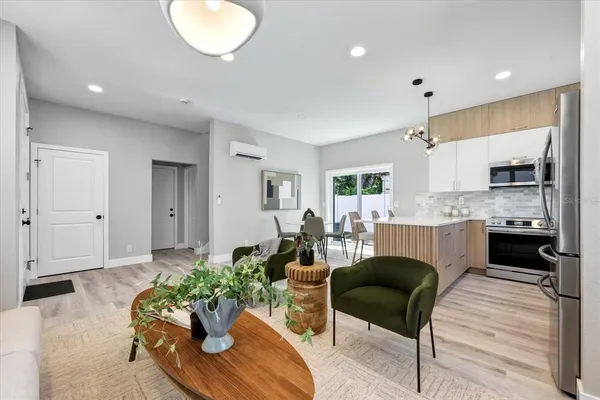 $669,000 | 1044 12th Avenue South, St. Petersburg, FL 33705