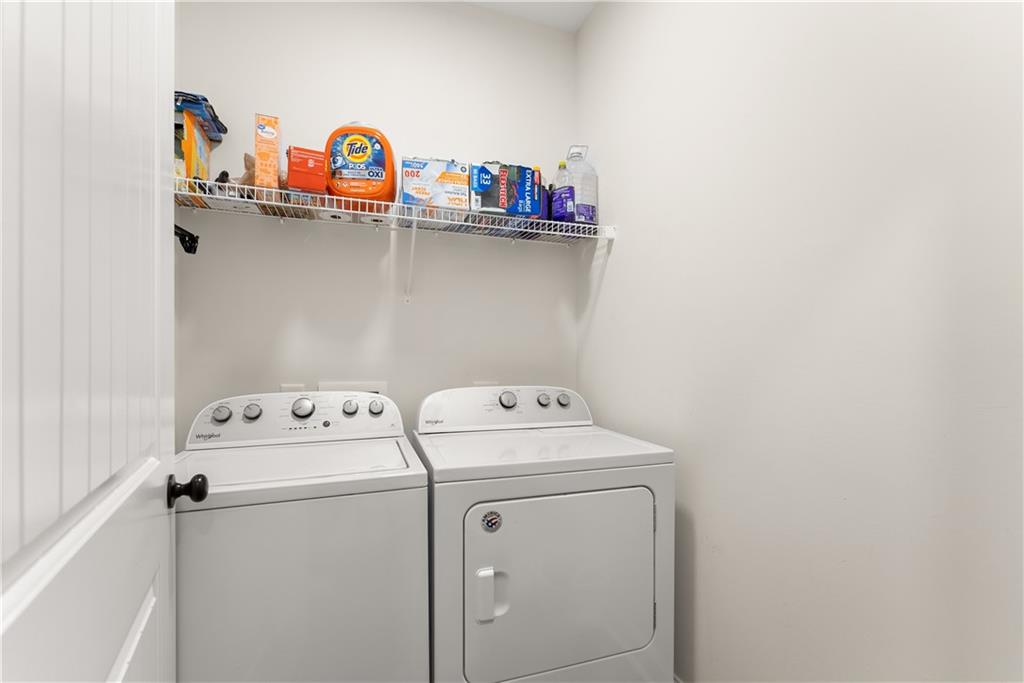 179 Prime Drive Commerce, GA 30530 - Photo 20 of 44 a utility room with dryer and washer