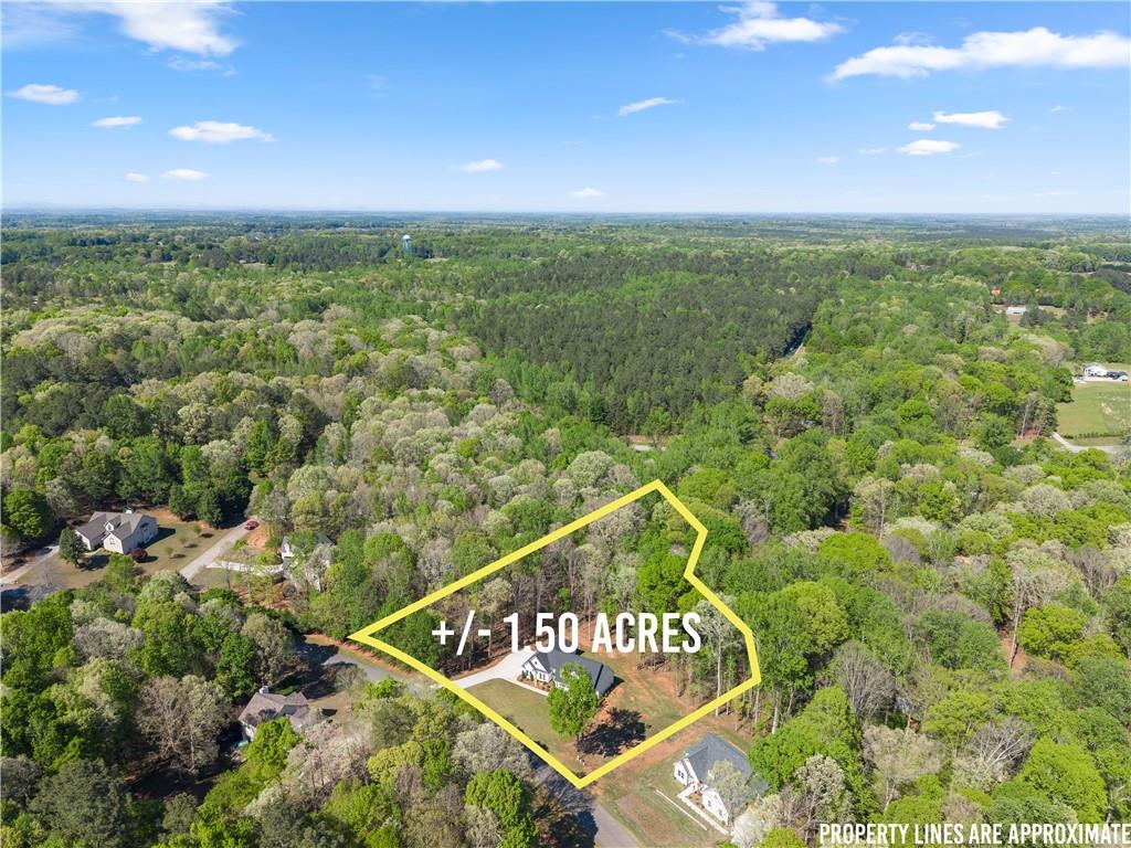 179 Prime Drive Commerce, GA 30530 - Photo 3 of 44 a view of a city