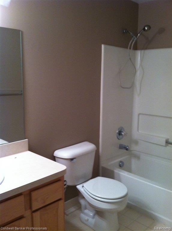 4186 Berkeley Avenue, Unit 6 Canton, MI 48188 - Photo 8 of 12