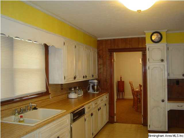 103 Grady Street Gadsden, AL 35904 - Photo 2 of 28