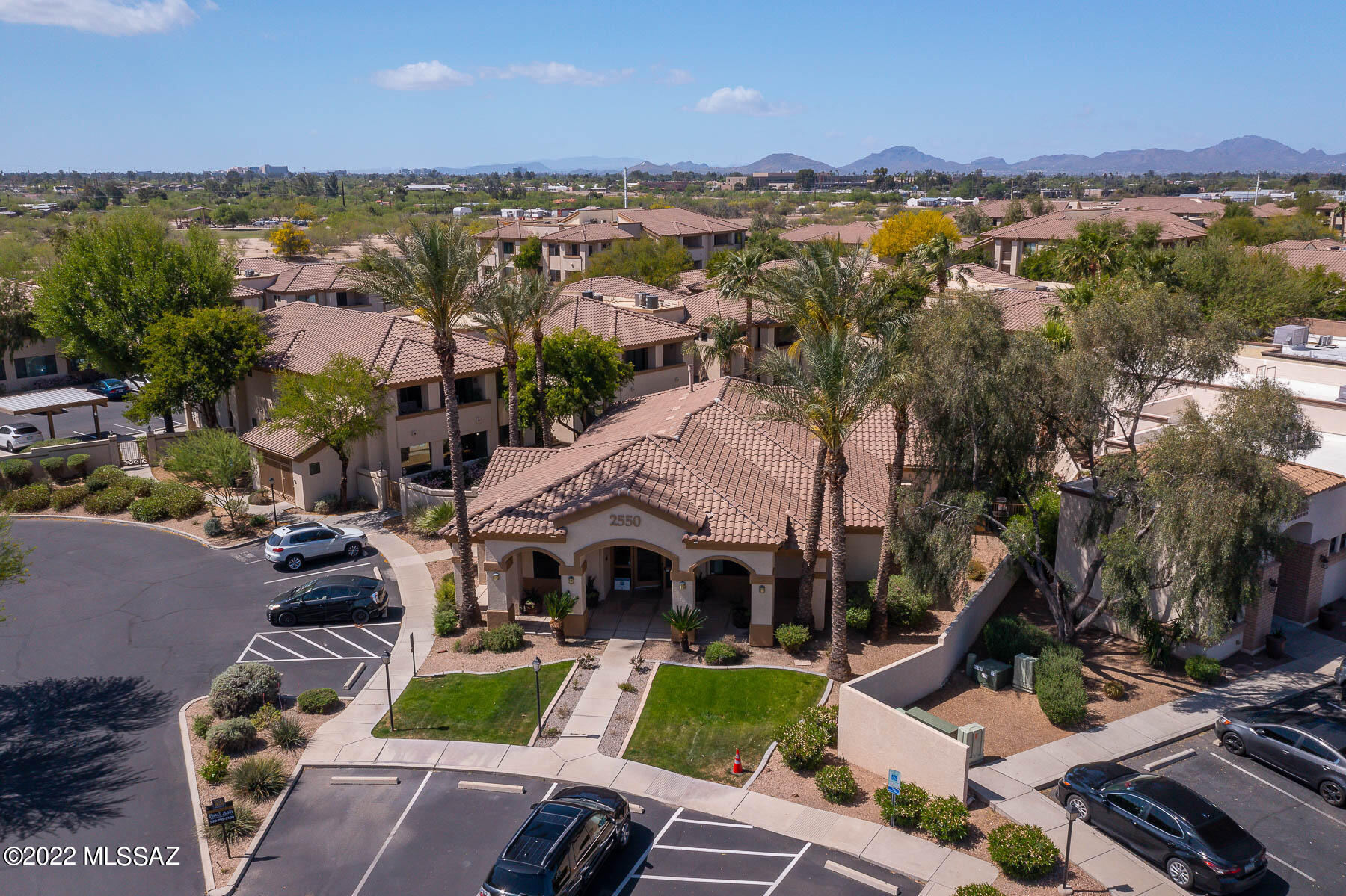 2550 East River Road, Unit 18204 Tucson, AZ 85718 - Photo 37 of 46