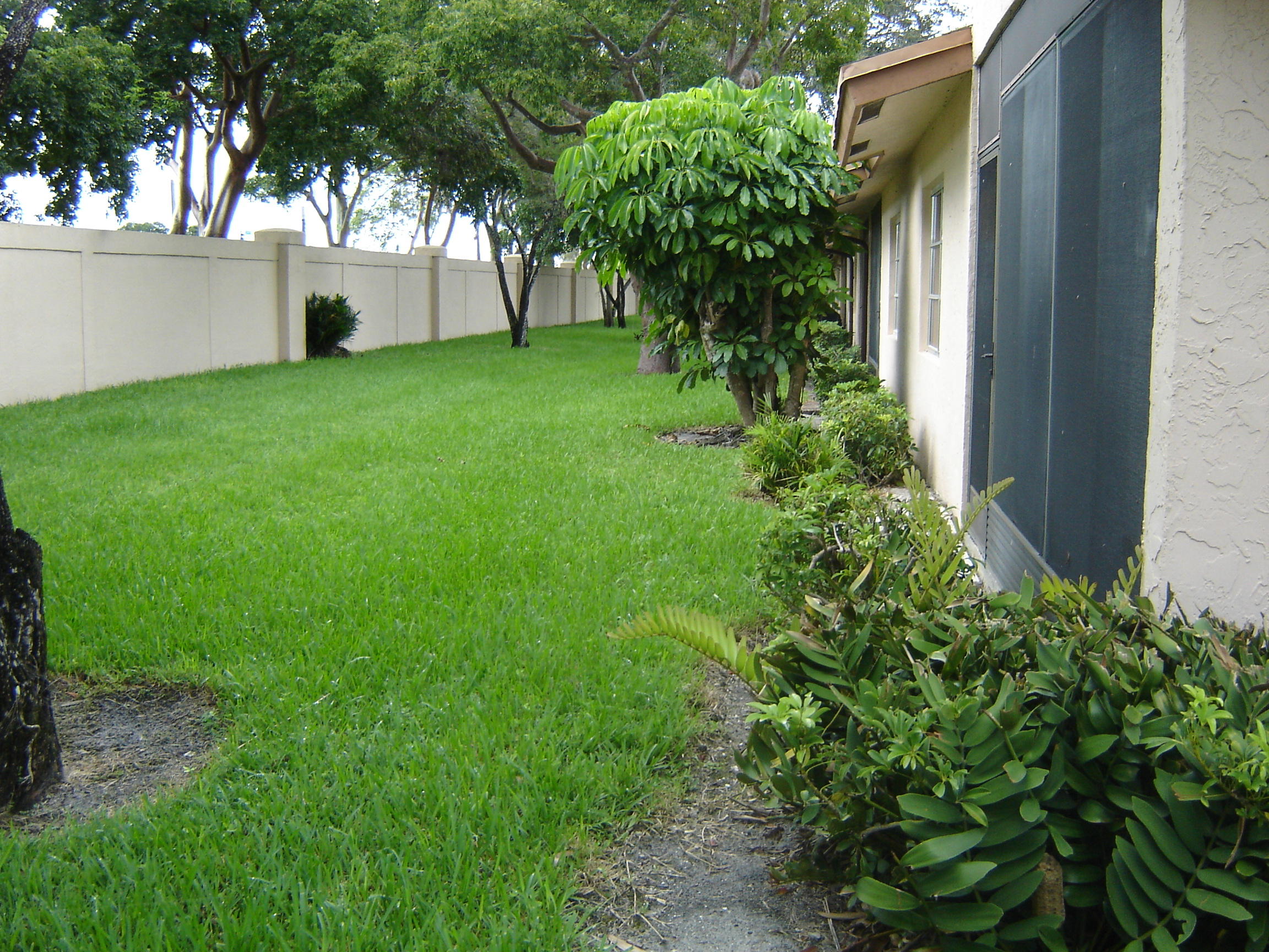 8304 Summerbreeze Lane Boca Raton, FL 33496 - Photo 3 of 22 EXTERIOR VIEW