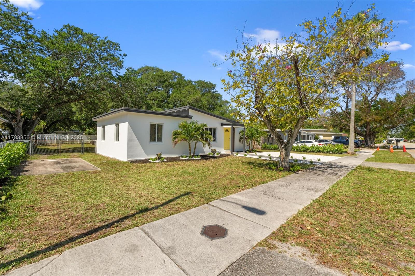 104 Allen Road West Park, FL 33023 - Photo 14 of 40 Gallery Image 14