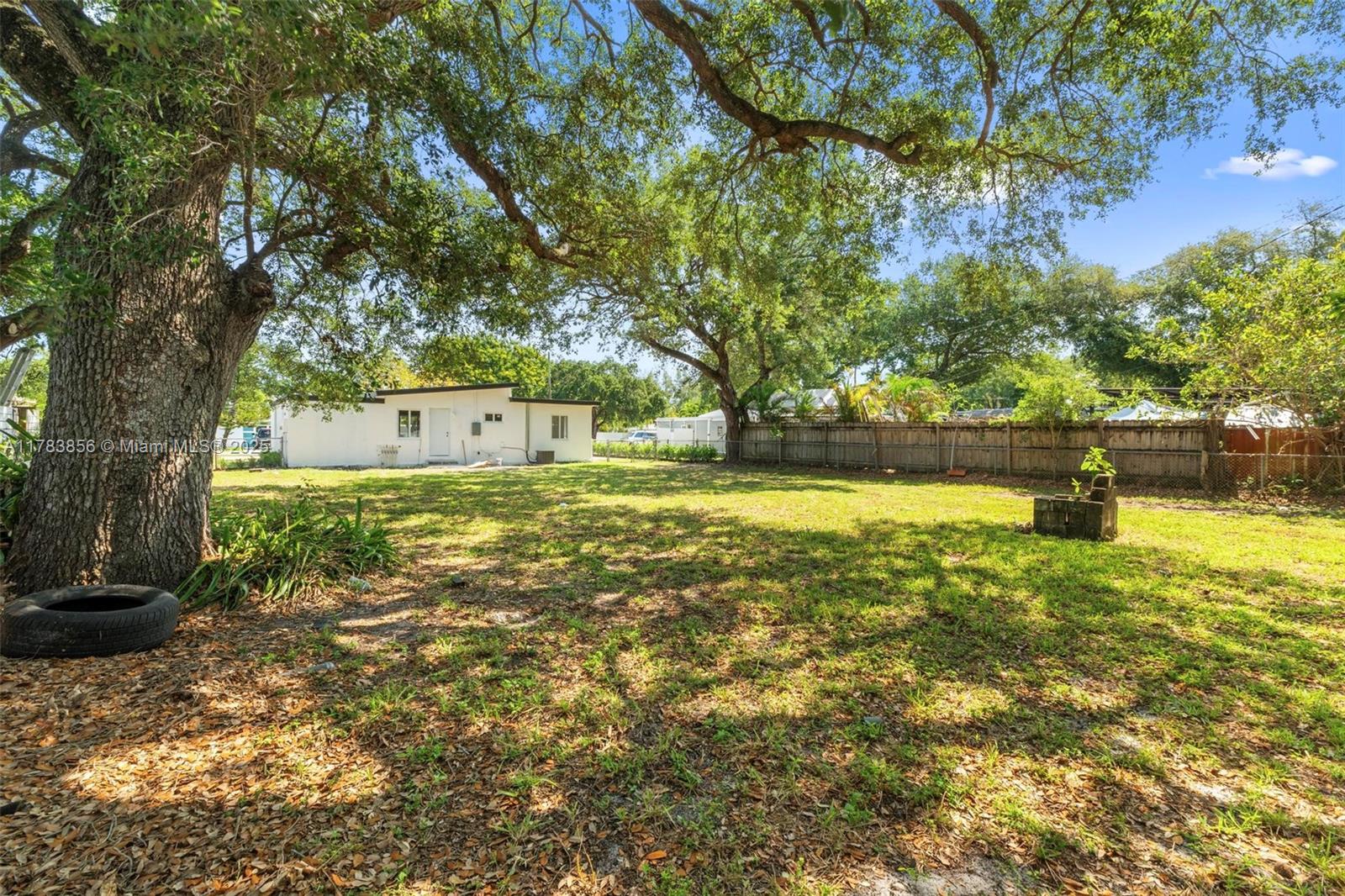 104 Allen Road West Park, FL 33023 - Photo 17 of 40 Gallery Image 17