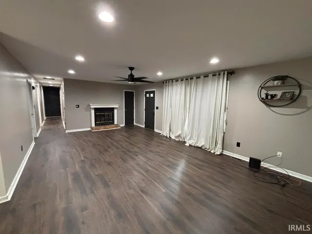 $215,000 | 205 Crestmont Drive, Vincennes, IN 47591