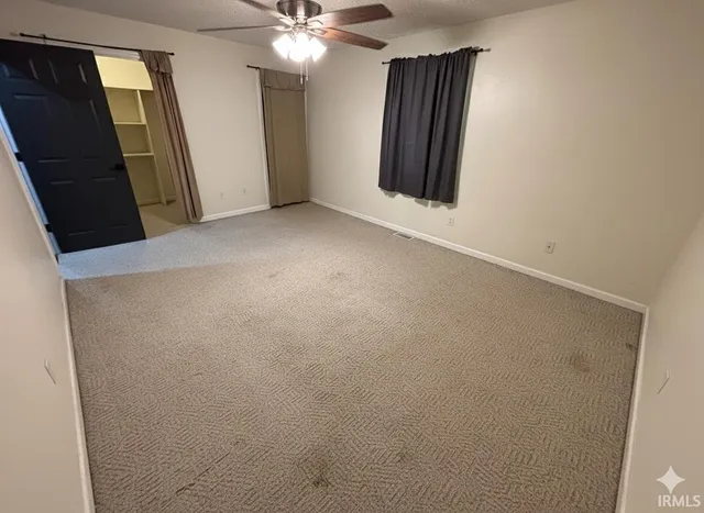 $215,000 | 205 Crestmont Drive, Vincennes, IN 47591