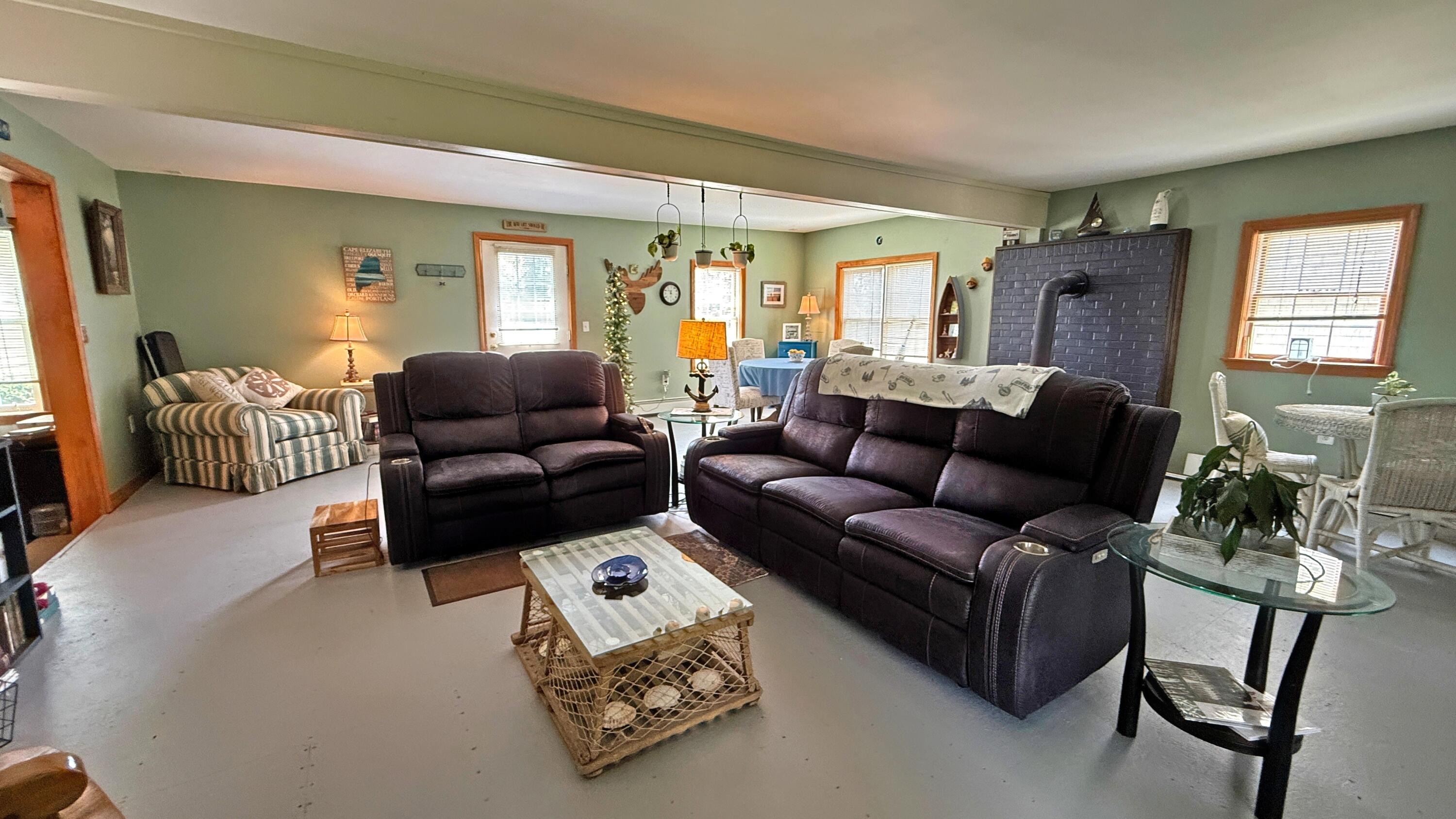 893 County Road Lubec, ME 04652 - Photo 10 of 38 IMG_2868