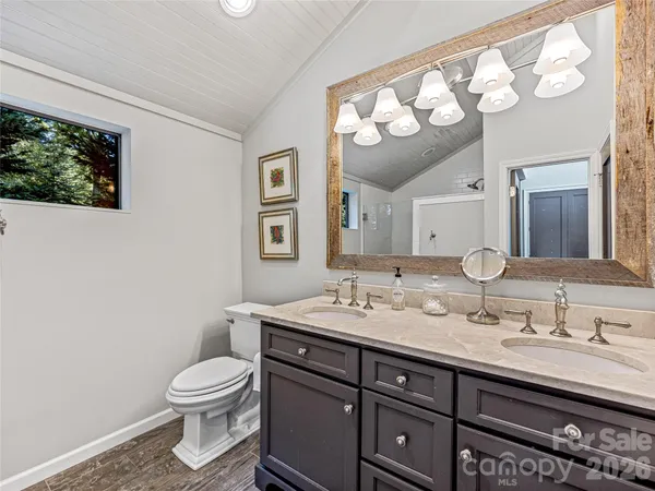 $1,495,000 | 64 Toxaway Shores, Unit 2, Lake Toxaway, NC 28747