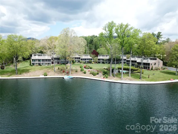 $1,495,000 | 64 Toxaway Shores, Unit 2, Lake Toxaway, NC 28747