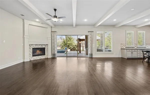 $2,600,000 | 812 Lake Carillon Lane, Southlake, TX 76092