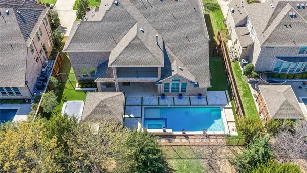 $2,600,000 | 812 Lake Carillon Lane, Southlake, TX 76092
