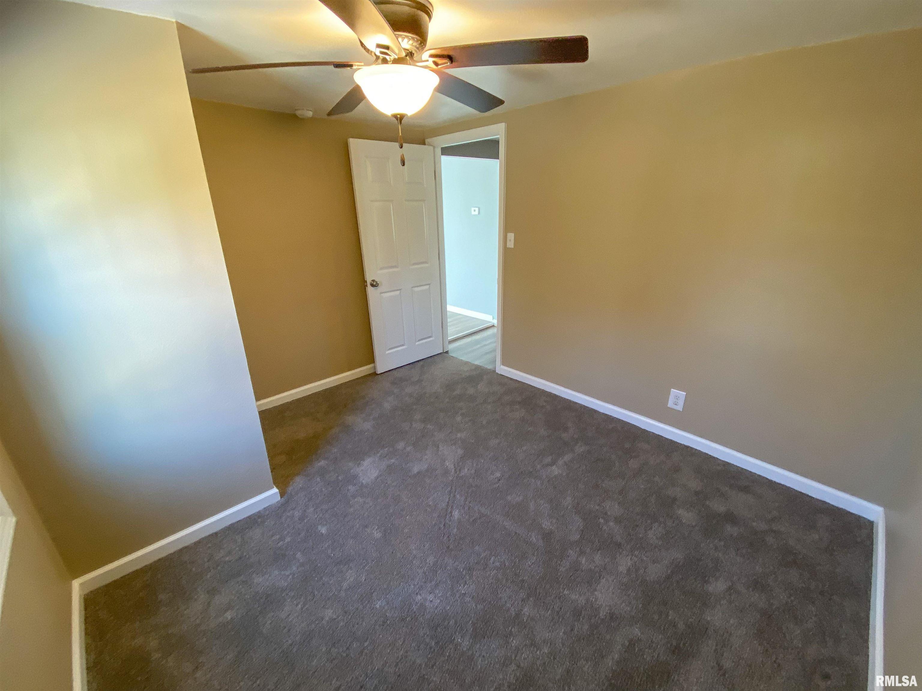 209 Adams Street Flora, IL 62839 - Photo 19 of 50 Gallery Image 19