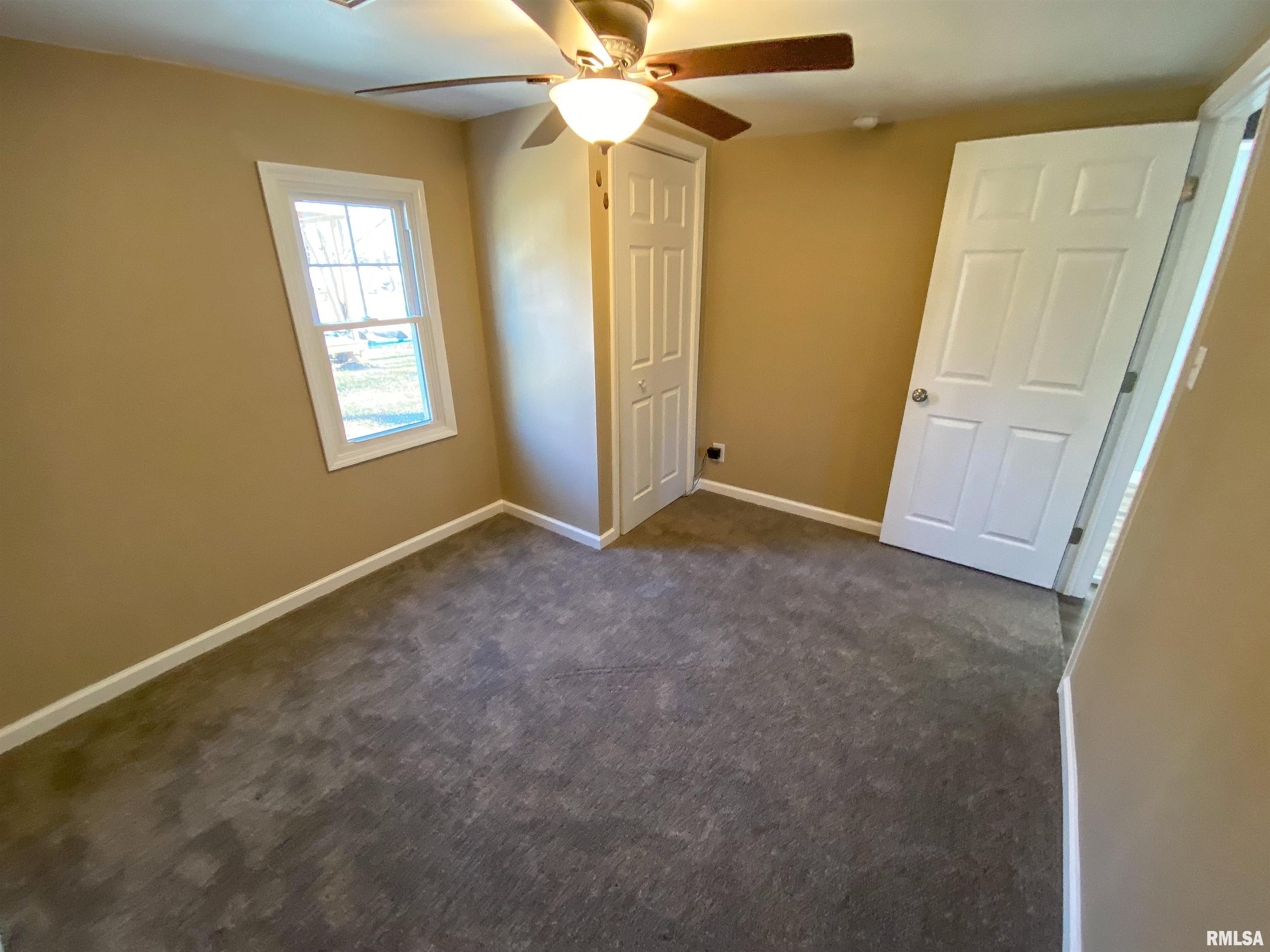 209 Adams Street Flora, IL 62839 - Photo 20 of 50 Gallery Image 20