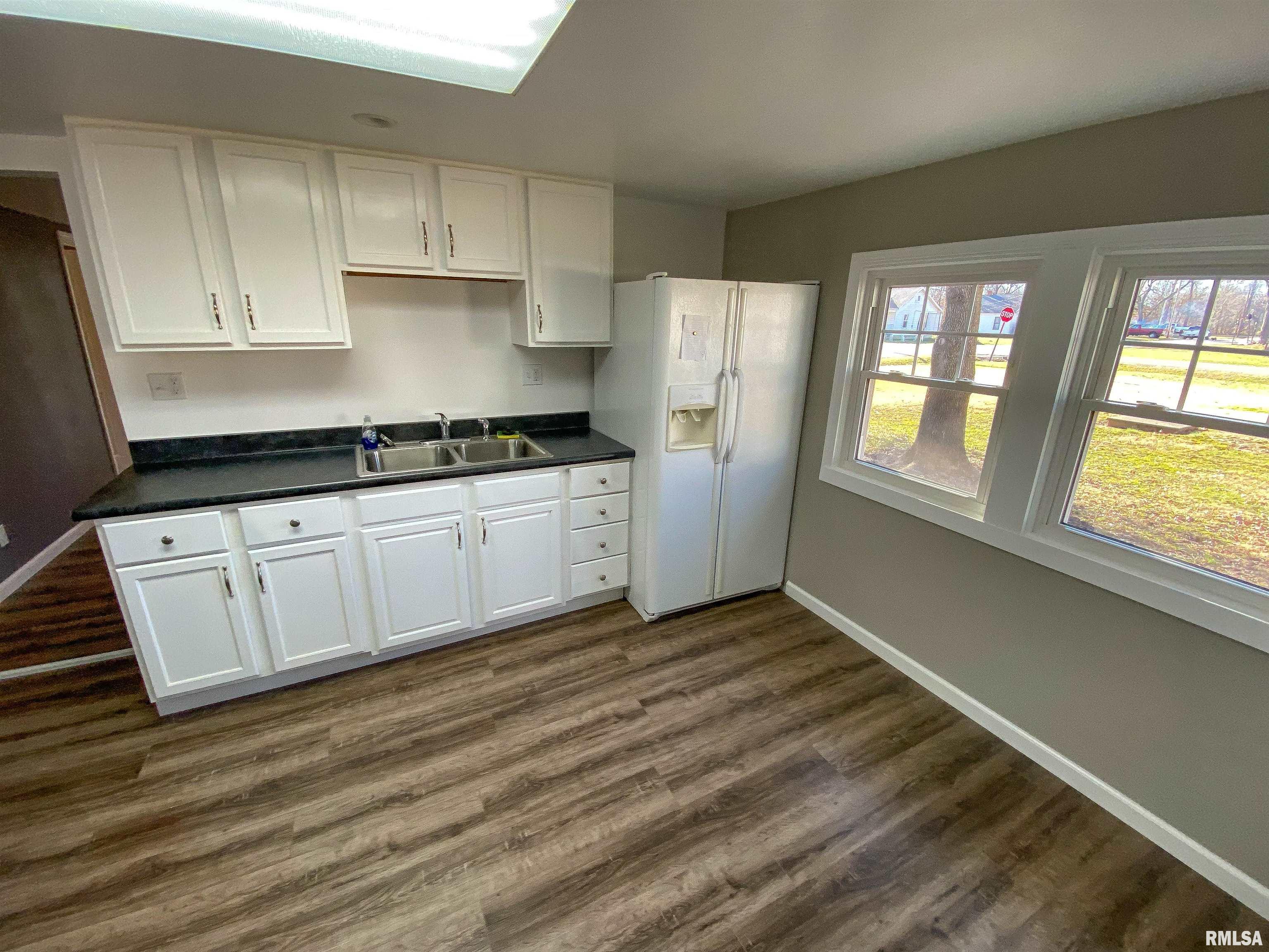 209 Adams Street Flora, IL 62839 - Photo 23 of 50 Gallery Image 23