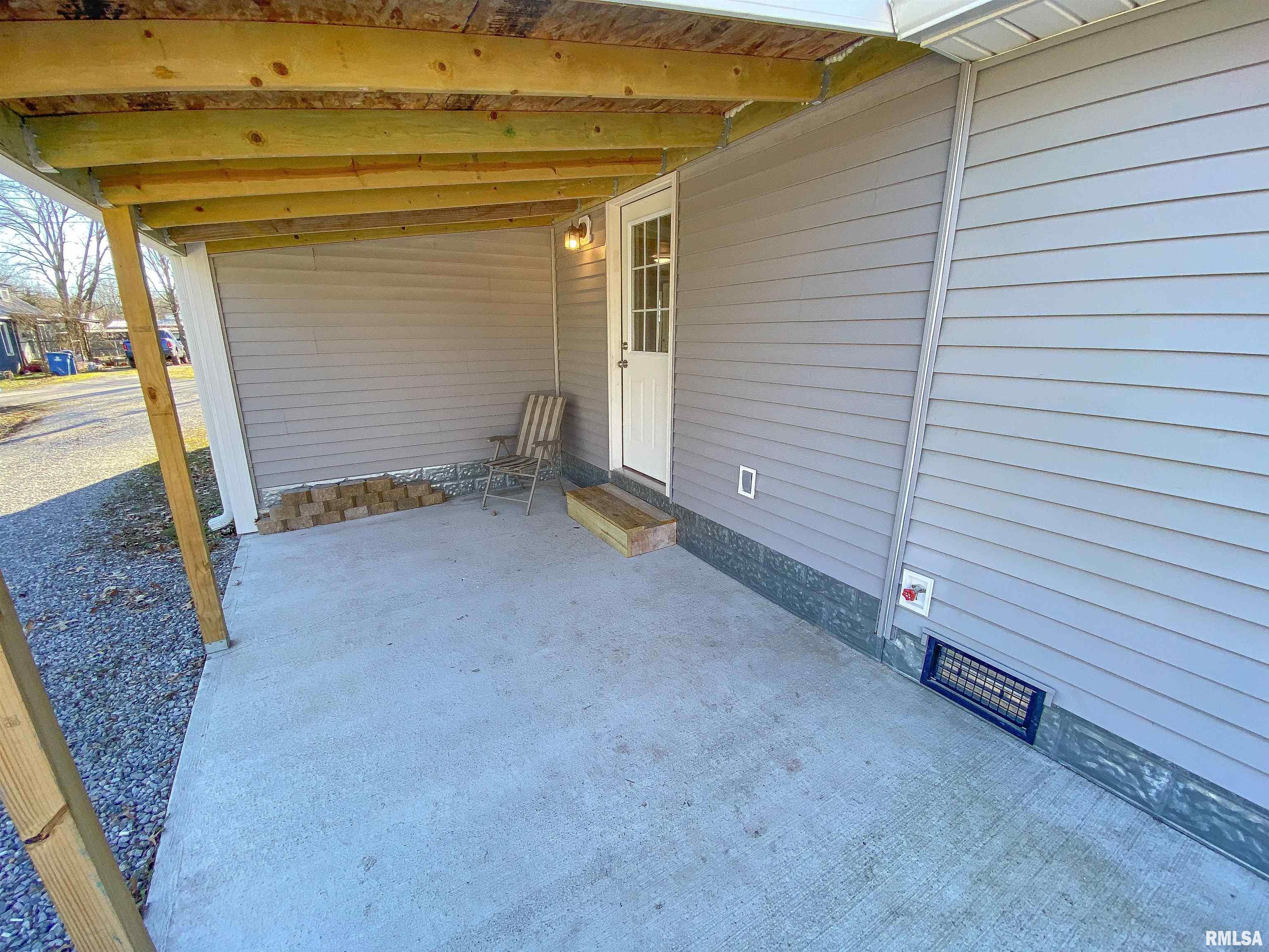 209 Adams Street Flora, IL 62839 - Photo 28 of 50 Gallery Image 28