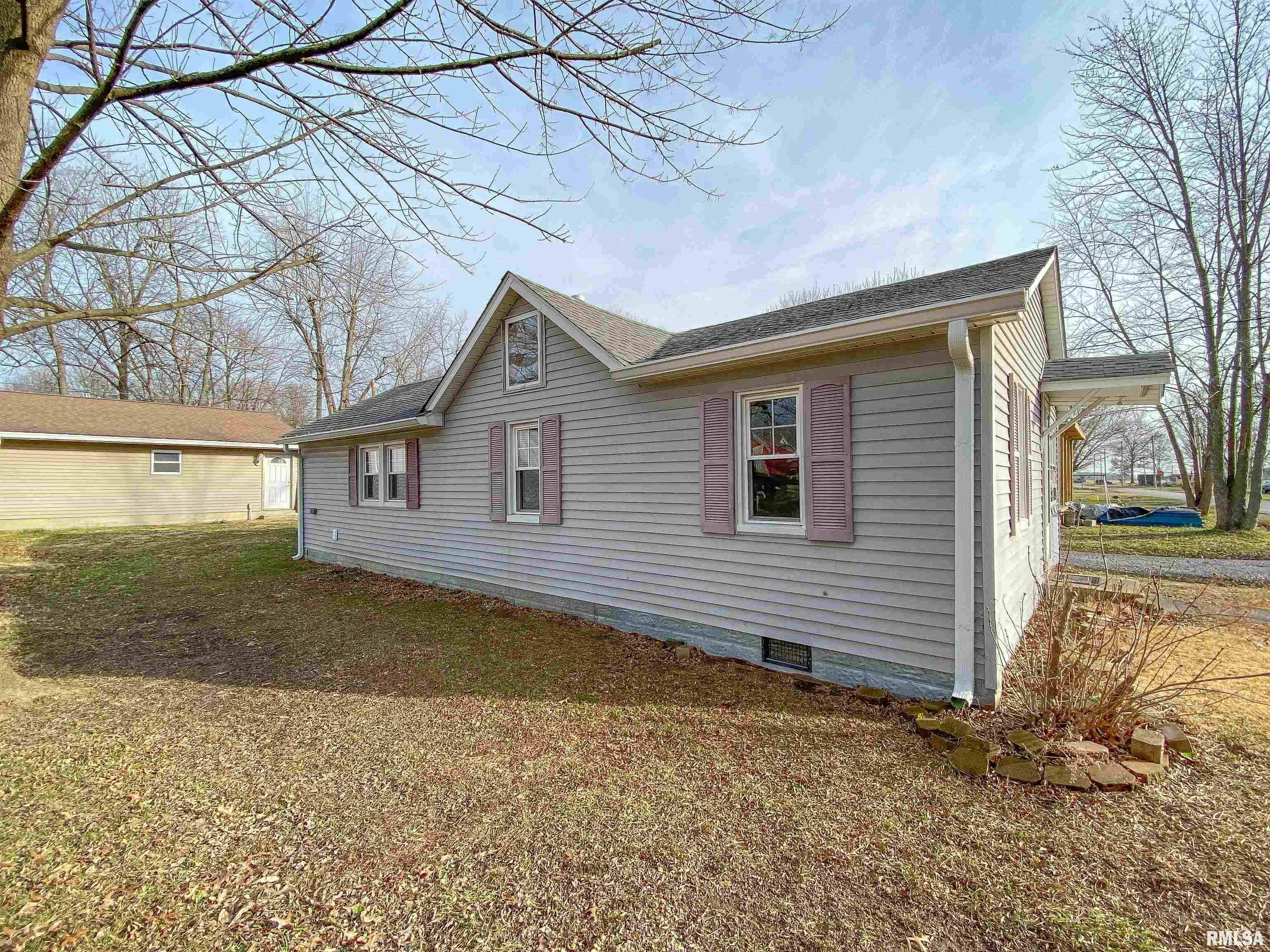 209 Adams Street Flora, IL 62839 - Photo 49 of 50 Gallery Image 49