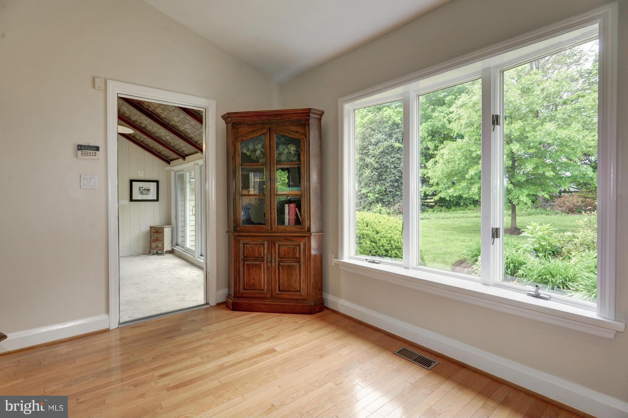12416 Regwood Road Hydes, MD 21082 - Photo 15 of 24 Dining Room