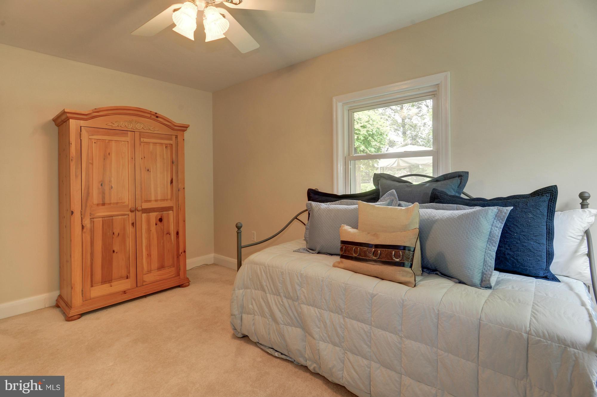 12416 Regwood Road Hydes, MD 21082 - Photo 22 of 24 Bedroom