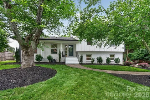 $775,000 | 1910 Wensley Drive, Charlotte, NC 28210