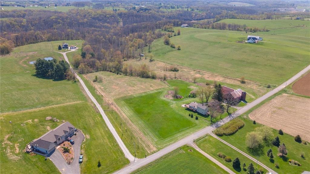 320 Church Road Fombell, PA 16123 - Photo 4 of 25 Gallery Image 4