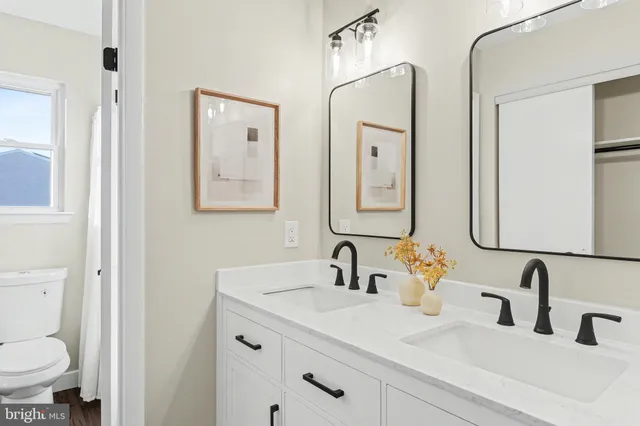 $325,000 | 640 Harvest Drive, Harrisburg, PA 17111