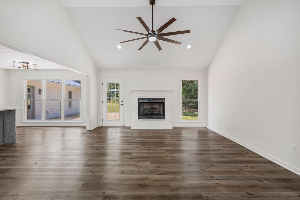 238 Lee Road Phenix City, AL 36870 - Photo 4 of 49 Gallery Image 4