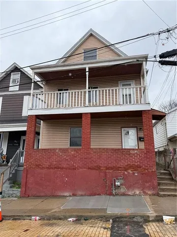 $119,000 | 810 10th Street, McKees Rocks, PA 15136