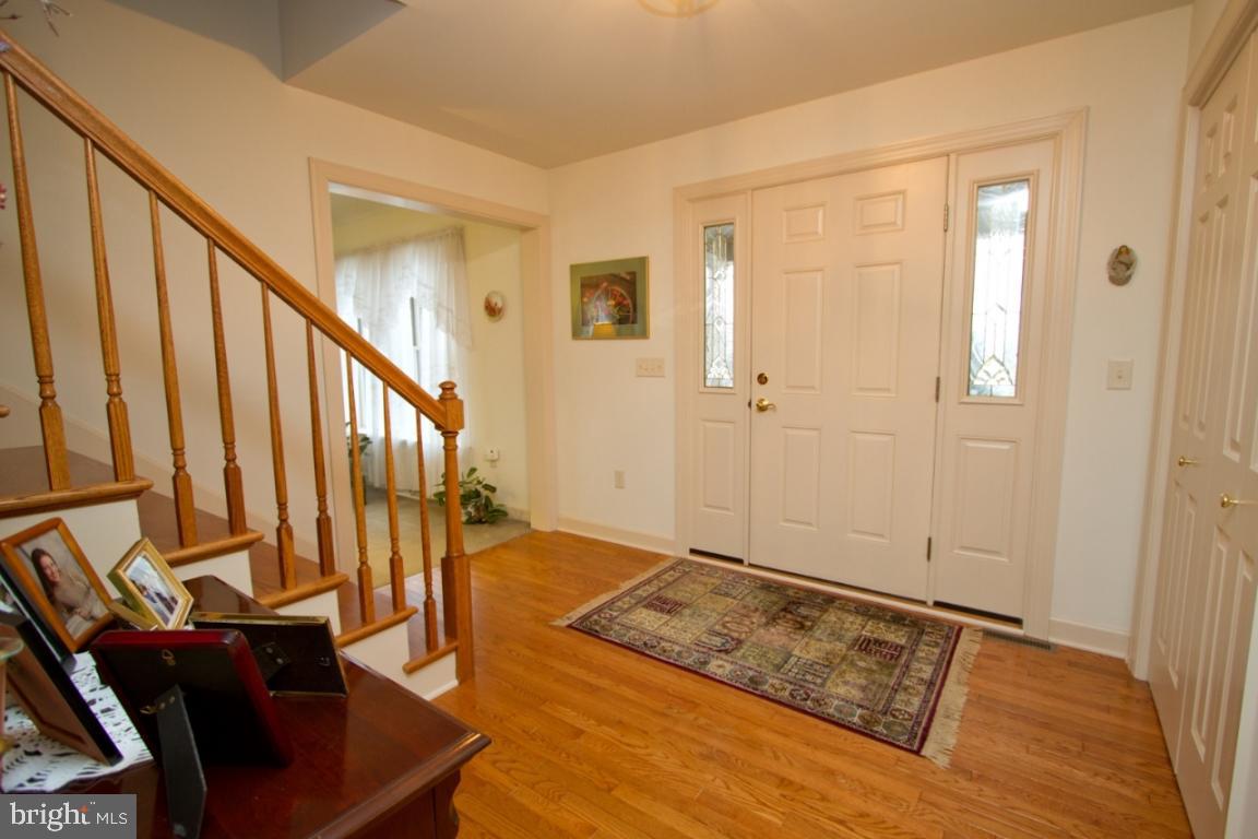 756 Rohen Ridge Drive Lititz, PA 17543 - Photo 3 of 50