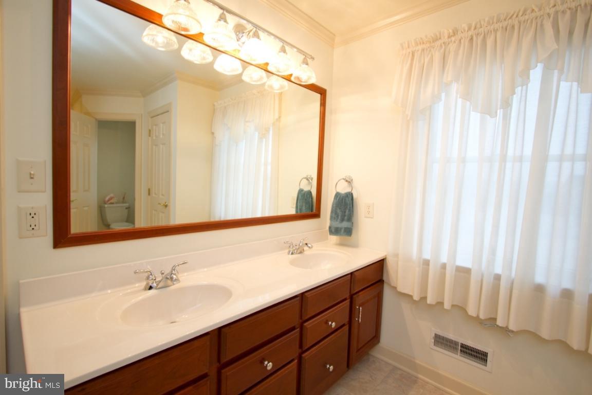 756 Rohen Ridge Drive Lititz, PA 17543 - Photo 34 of 50